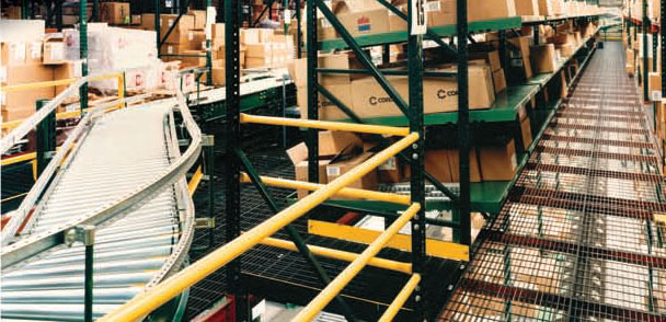 Gravity flow storage and conveyor area
